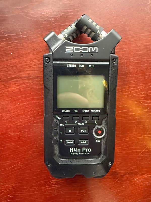 Zoom H4n PRO Handy Digital Multitrack Recorder 2010s - All Black image 1