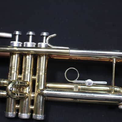 A Beautiful Conn Director Shooting Stars Tri-Color Bb Trumpet in it's Original Case   # 22 T image 4