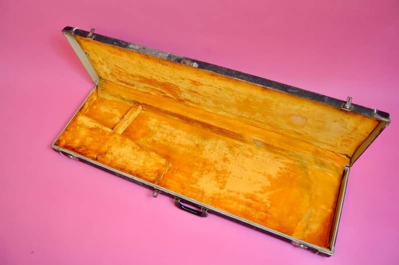 Vintage 1962 Fender Jazz Base / Precision Bass Hard Case - White Tolex - Rare Custom Color Case!  Pre-CBS Strat image 1