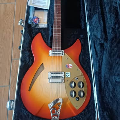 Rickenbacker 330 Limited Edition Collector image 11