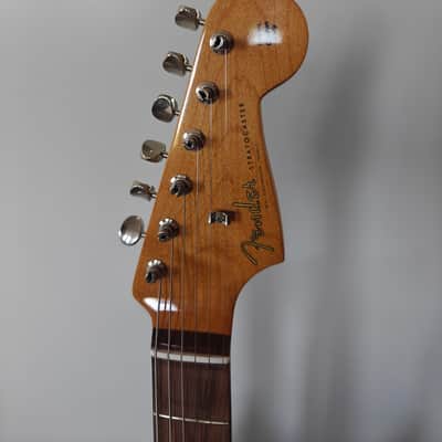 Fender Vintera '60s Stratocaster Modified with Pau Ferro Fretboard 2019 - 2021 Burgundy Mist Metallic image 4