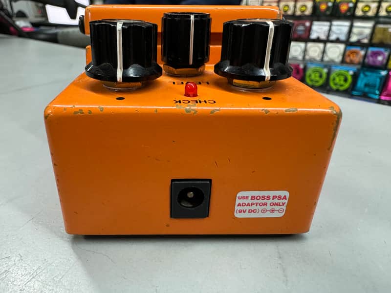 BOSS DS-1 ANALOG.MAN ディストーション　mod Analogman DS-1 Pro Mod Review | GuitarTonePro