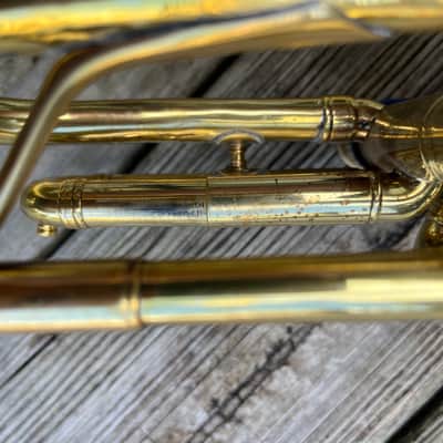 Couesnon Bb trumpet Circa 1950s - Lacquer image 9