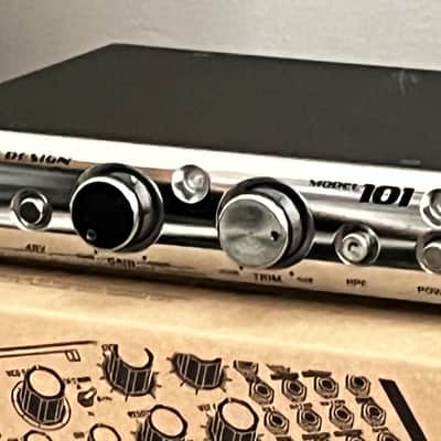 Grace Design Model 101 Single Channel Mic Preamp 2000's - Silver image 3