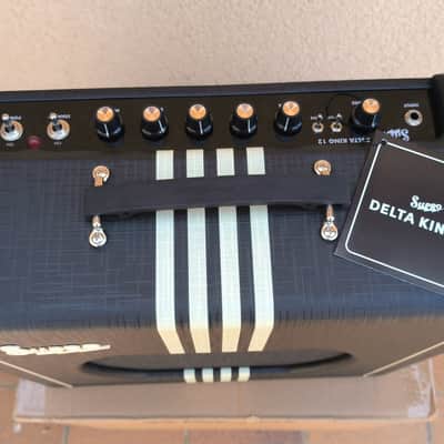 Supro 1822R Delta King 12 15-Watt 1x12" Guitar Combo 2021 - Present - Black / Cream Stripes image 3