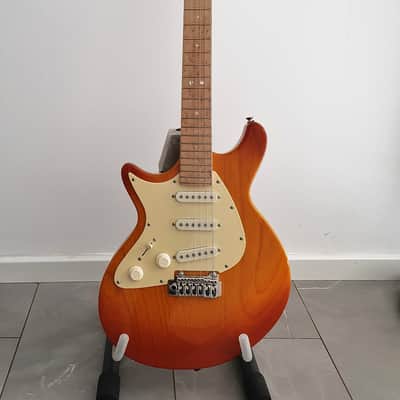 LAG New Vintage Jet JV500LH Left Handed (DiMarzio/Wilkinson/Locking auto-trim tuners) + Gigbag image 1