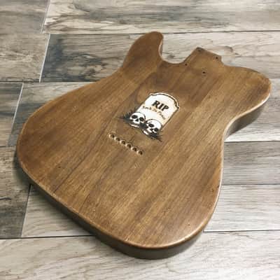 FRANCHIN Mars guitar body Aged Laser-cut Skulls drawings Natural Alder Halloween T-Style Made in Italy - Stock piece #19571024 image 3