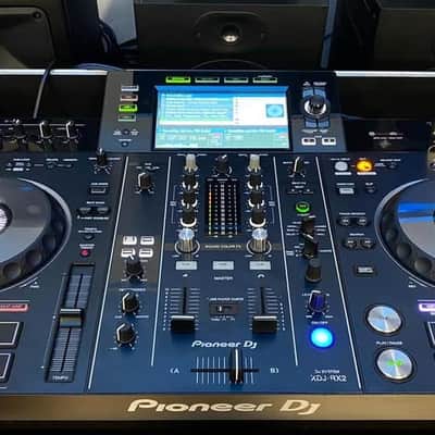 Pioneer XDJ-RX3 2-Channel Rekordbox / Serato All-In-One DJ System 2021 - Present - Black image 2