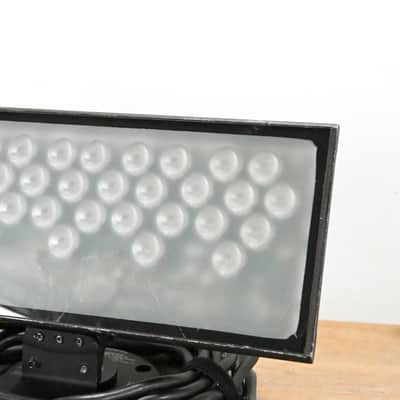 Philips Color Kinetics ColorBlast 12 Wash Light Fixture CG011PZ image 2