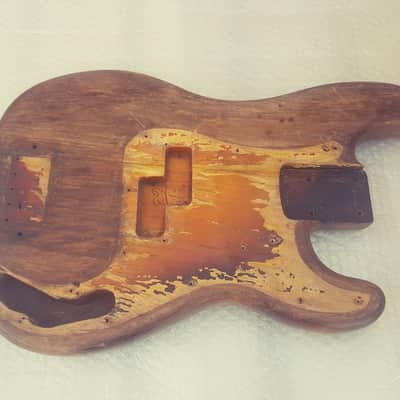 1963 FENDER PRECISION BASS BODY - made in USA image 3