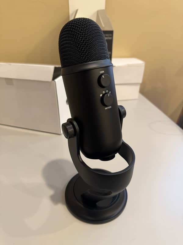 Blue Yeti Multipattern USB Microphone