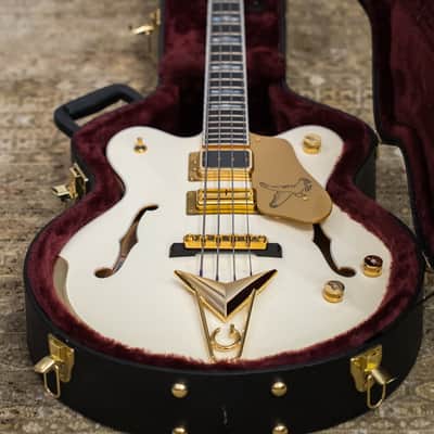 Gretsch G6136B-TP Tom Petersson Signature Falcon Bass 2017 - Present - White image 3