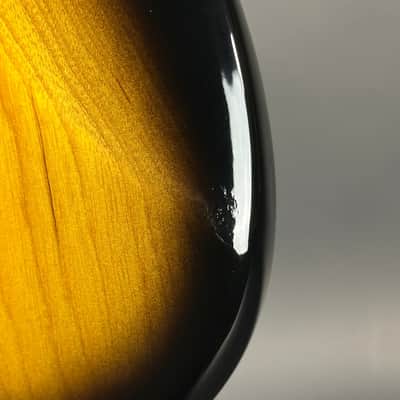 Used 2005 Fender 50th Anniversary Stratocaster 2-Tone Sunburst w/case TSU25274 image 11