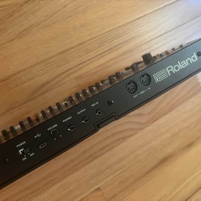 Roland JU-06A Boutique Series Synthesizer Module with K-25m Keyboard 2019 - Present - Black image 3