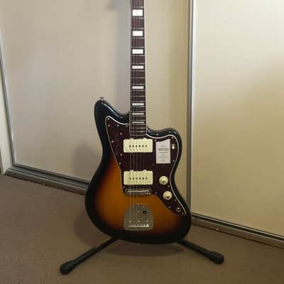 Fender MIJ Traditional II Late '60s Jazzmaster 2023 - 3-Color Sunburst + Hard case + MINT CONDITION!! image 1