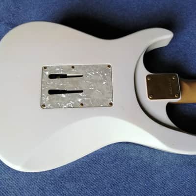 Fernandes LA-80KK - Ken Kitamura signature (L'Arc-en-Ciel) - Pearl White image 11