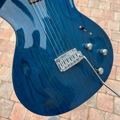 Line 6 Variax 700 - Transparent Blue finish on a carved ash body image 23