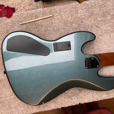 Fender Squire Contemporary Bass HH V 2021 - gloss 9.6lb image 8