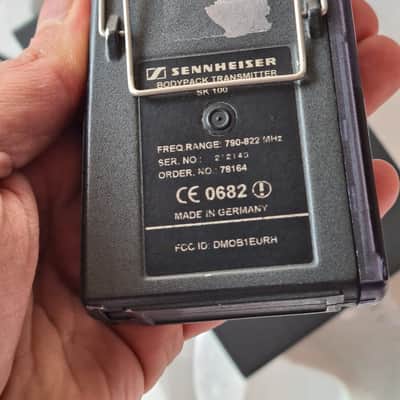 Sennheiser Sennheiser Diversity Receiver EM100 + SK100 Bodypack Transmitter + M3 Headmic – 790–822 MHz image 9
