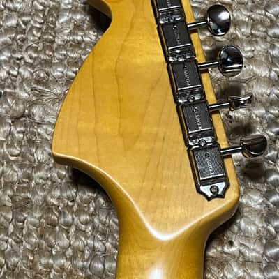 2025 Fender Limited Edition American Vintage II 1966 Jazzmaster 9.5 Radius Flame Neck Rosewood Fingerboard image 10