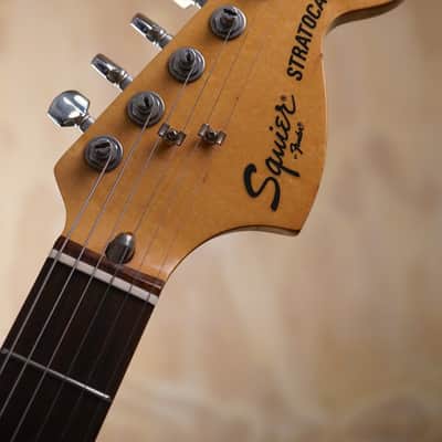 Squier Japanese Vintage Stratocaster Electric Guitar in White image 5
