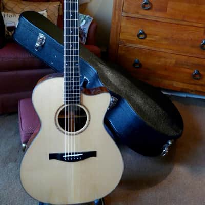 Eastman AC508CE Grand Concert 2011 w/Slotted Headstock Engelmann Spruce, Mahogany B & S  w/case image 1