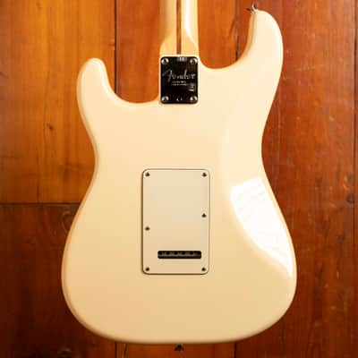 Fender American Standard Stratocaster RW Vintage White image 8