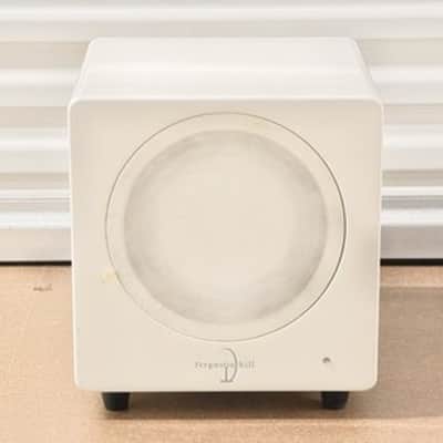Ferguson Hill FH008 Powered Subwoofer | White Gloss Finish | 200W | Audiophile image 2