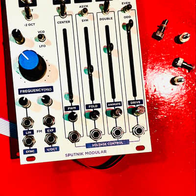 Sputnik Modular Variable Waveform Generator 2022 - Present - Silver image 2