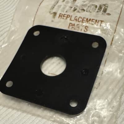 Gibson Input Jack Plate Cover, Les Paul - Black image 3