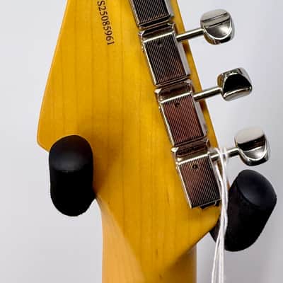 Fender Fender American Professional Classic Stratocaster Faded Dakota Red Serial #:25085961 image 7