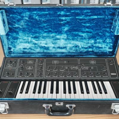 ✅ Yamaha CS-10  Synthesizer ✅ Perfect Working / Original Case.