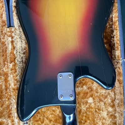 Vox Panther short scale vintage bass guitar Eko Italian mid-late 60s - Sunburst image 7
