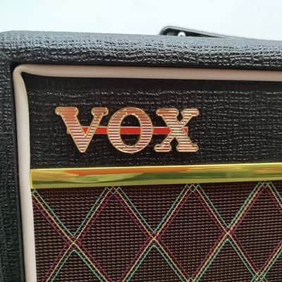 Vox Pathfinder 10 10-Watt 1x6.5" Guitar Practice Amp 2002 - Present - Black image 2