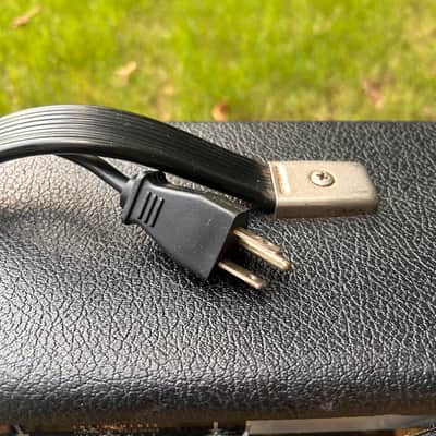 Vintage 1969 Fender Vibro Champ Drip Edge *SERVICED* image 9