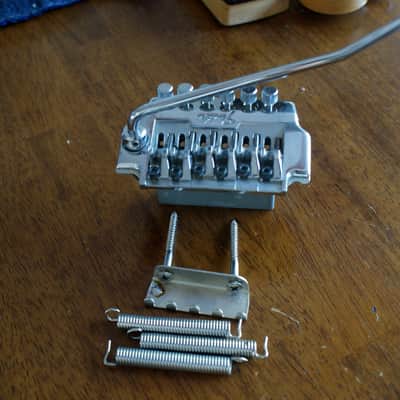 Fender System One Tremelo System 1984-87 Chrome (Solid) image 17