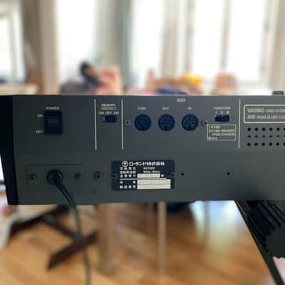 Roland Juno 106s 61-Key Programmable Polyphonic Synthesizer 1984 - 1991 - Black image 4