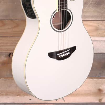 Yamaha APX600 Thinline Acoustic/Electric Guitar Vintage White w/ Gigbag "Good Condition" image 2