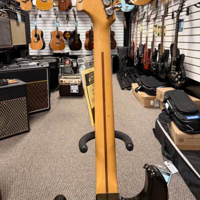 Fender Standard Stratocaster with S1 Tremolo with Maple Fretboard MIJ 1984 - 1987 - Brown Sunburst image 6