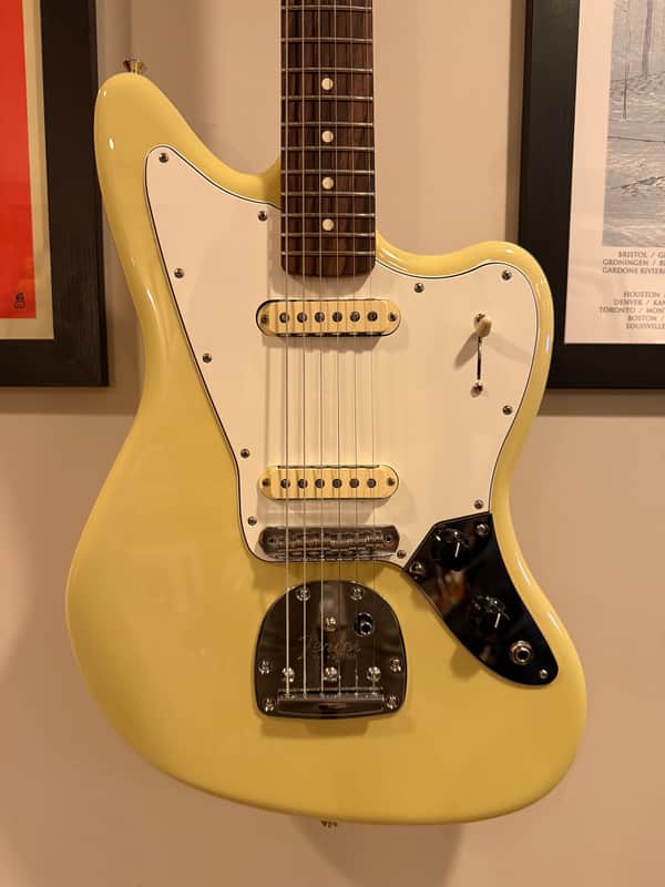 Fender Player II Jaguar 2024 Hialeah Yellow