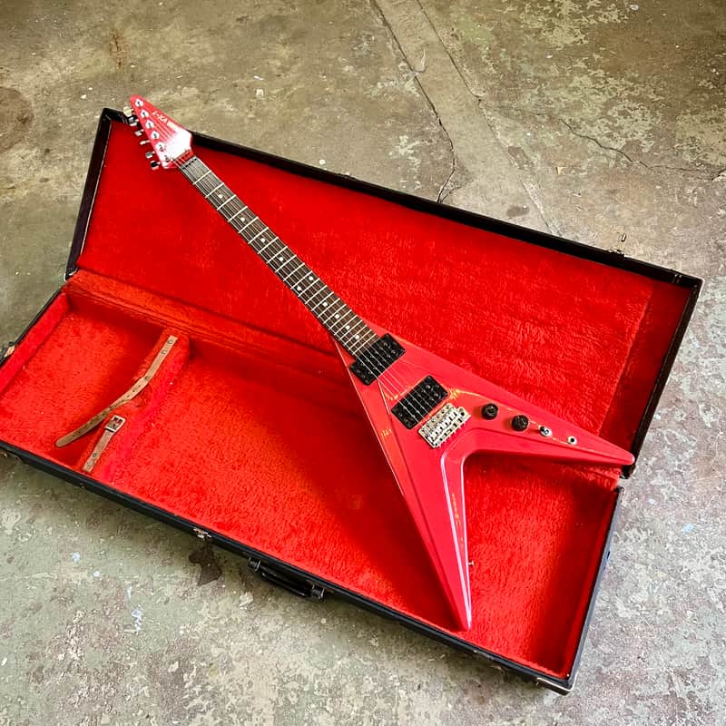 ジャパンヴィンテージギター YAMAHA エレキギター VX-1 80年代 Yamaha VX-1 Flying V 1980 - Red iridescent original vintage | Reverb