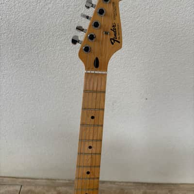 Fender Pawn Shop '70s Stratocaster Deluxe 2013 - 2014 - Vintage White image 3