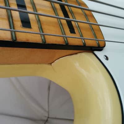 Fresher Jazz bass Lefty made in Japan/w HSC image 16