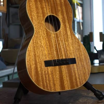Waiz Baritone ukuele Classic series image 2