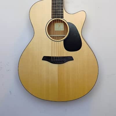 Furch Violet Series Masters Choice Grand Auditorium Cutaway Guitar - MC-Violet-Gc-SM SPE - Spruce Top - Mahogany B&S - LR Baggs SPE Pickup - 2024 - Present - Open-Pore Finish - Furch Gig Bag image 3