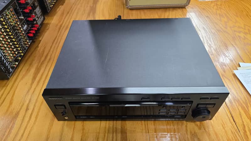 Vintage Kenwood GE-7030 Stereo Graphic Equalizer Vintage Kenwood GE-7030 Stereo Graphic Equalizer