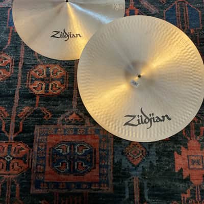 Mint Zildjian A 20” Concert Stage Hand Crash Cymbals image 4