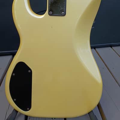 1985 Fender Jazz Bass Special Champagne Pearl image 15