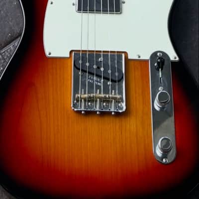 Fender American Performer Telecaster Hum with Maple Fretboard 2022 - Present - 3-Tone Sunburst image 10