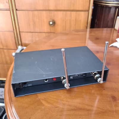 Sennheiser True Diversity Receiver EK100 +Handheld skm100 image 22